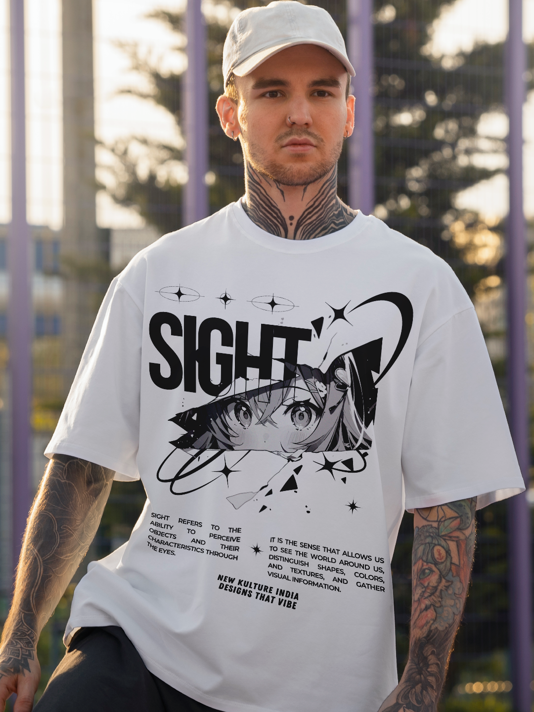 Men's Oversized T-shirt with Anime Style Eyes – White Color Option